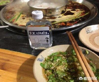 江小白是纯粮食酒吗，江小白酒贵吗？