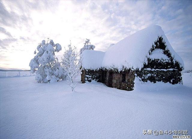 下雪时，有什么适合发朋友圈的文案？